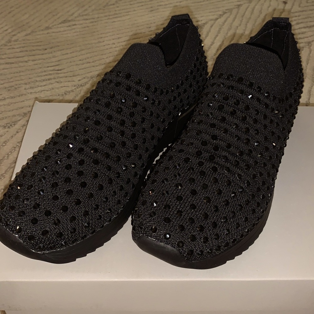 Kenneth Cole Reaction Cameron Jewel Jogger Size 8 Black